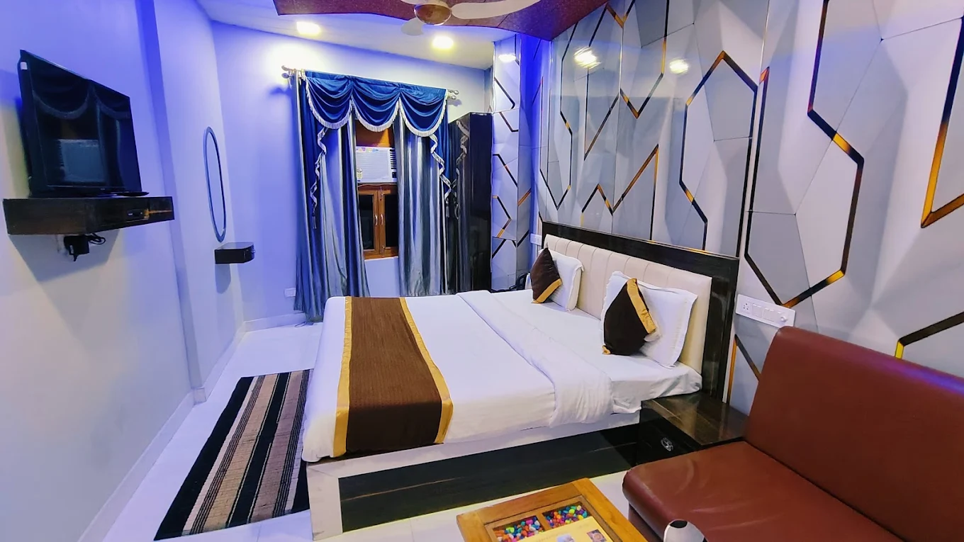 M V Hotel — Lakhimpur